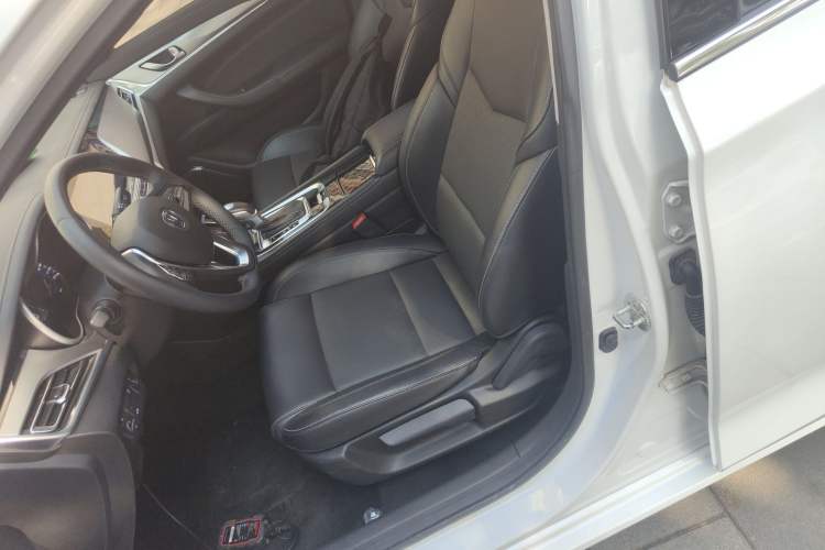 Used Changan Eado 2019 High-Energy Edition 1.6L GDI Automatic Pioneer Model China VI Standard
