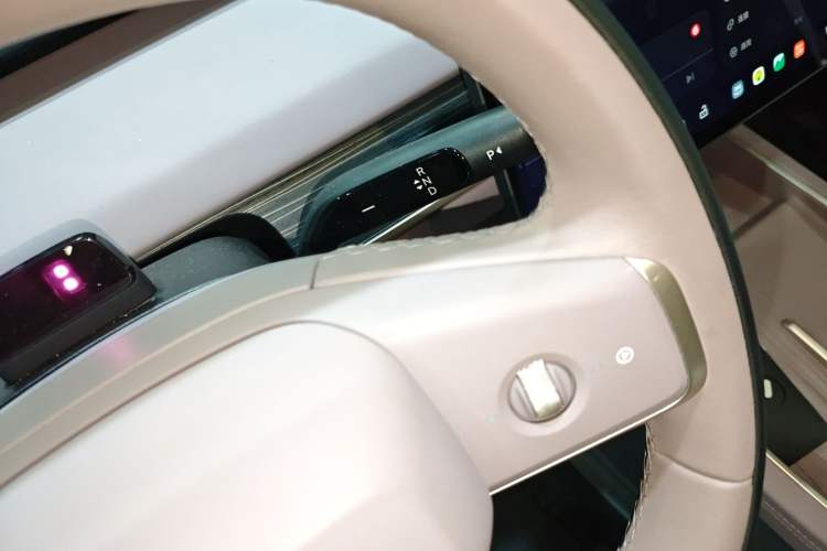 Used ONVO L60 2024 60 kWh Rear-Drive Version
