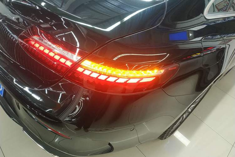 Used Mercedes-Benz E-Class 2023-Year Restyled E 260 Coupe