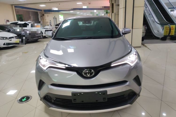 Used Toyota IZOA 2020 2.0L Yichi Version
