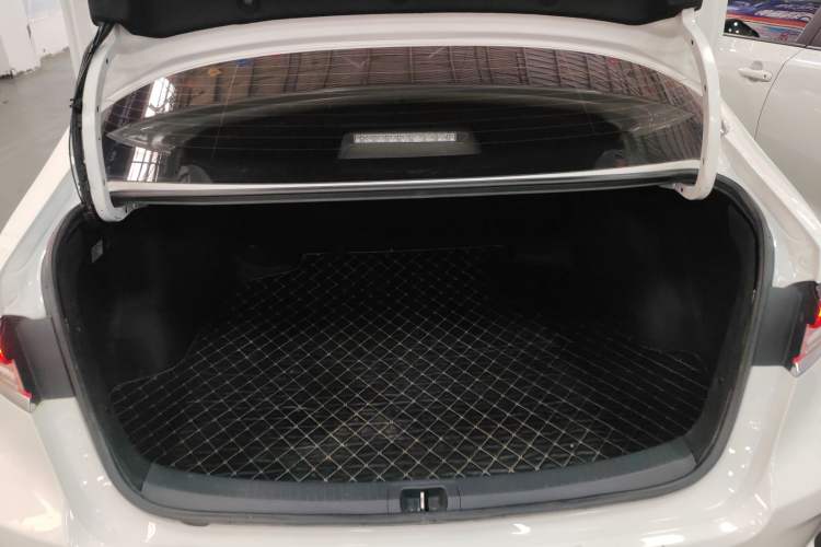 Used Toyota Corolla 2022 Dual-Motor 1.8L E-CVT Pioneer Edition