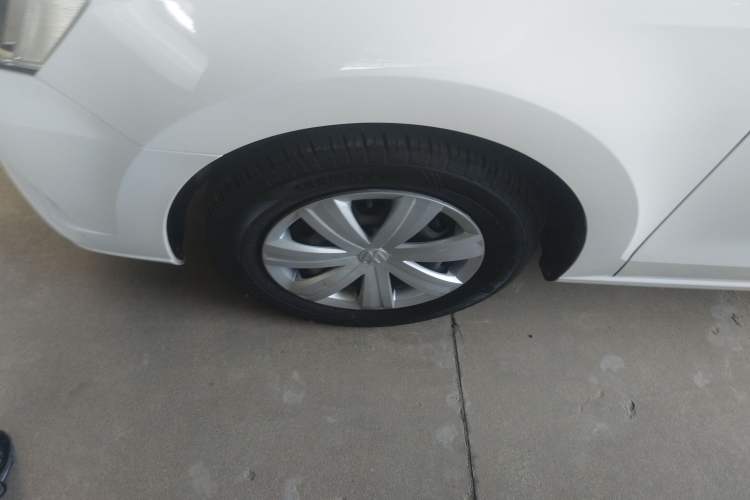 Used Volkswagen Jetta 2017 1.5L Automatic Fashion Model
