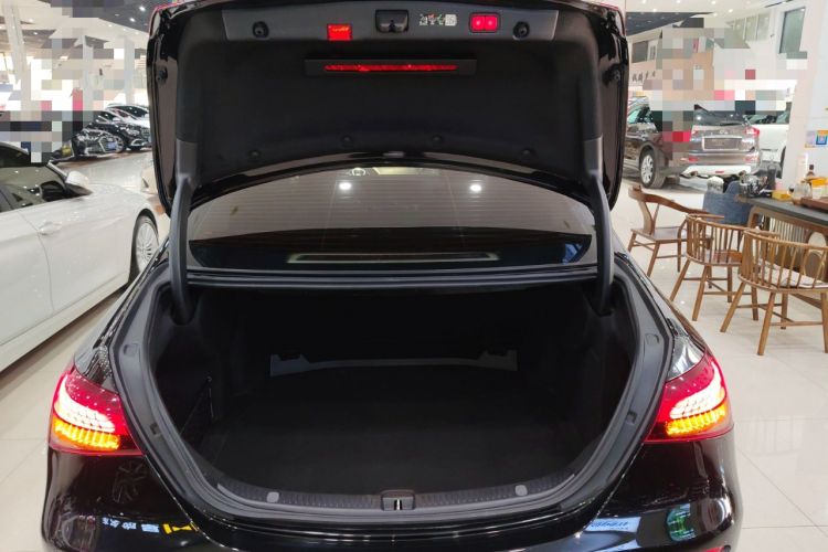 Used Mercedes-Benz E-Class 2023 Updated E 300 L Fashion Edition
