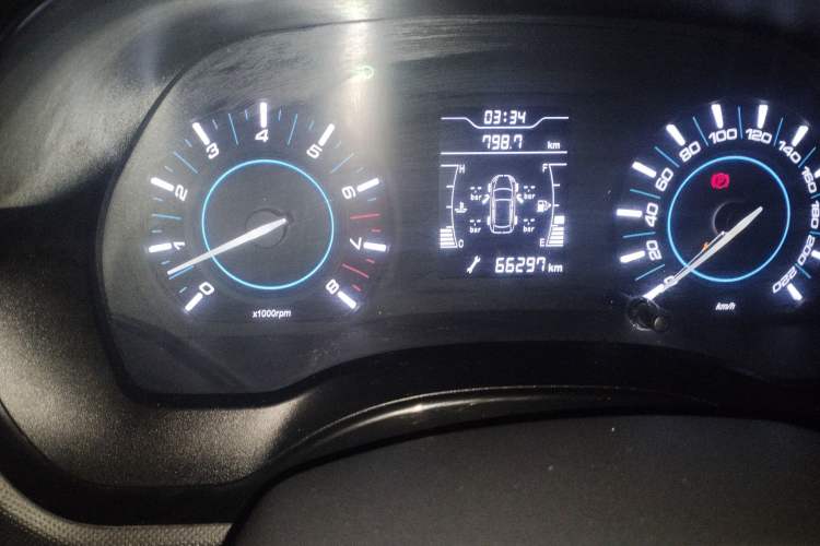 Used Chery Tiggo 3 2016 1.6L Manual ZhiShang Edition