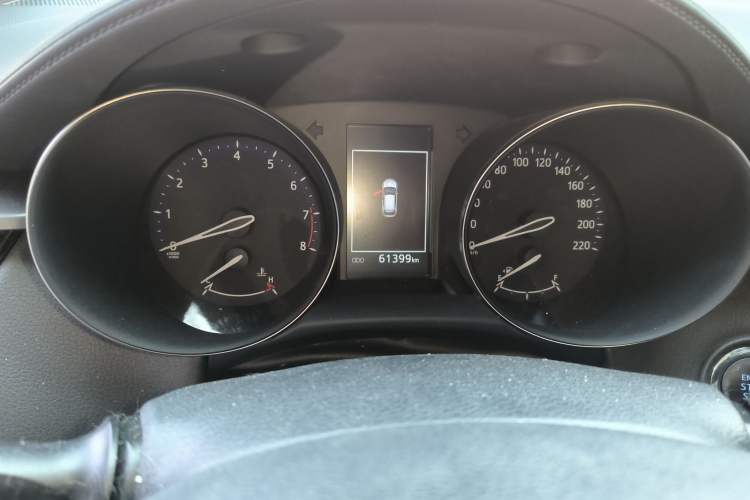 Used Toyota IZOA 2020 2.0L Yi Xiang CARE
