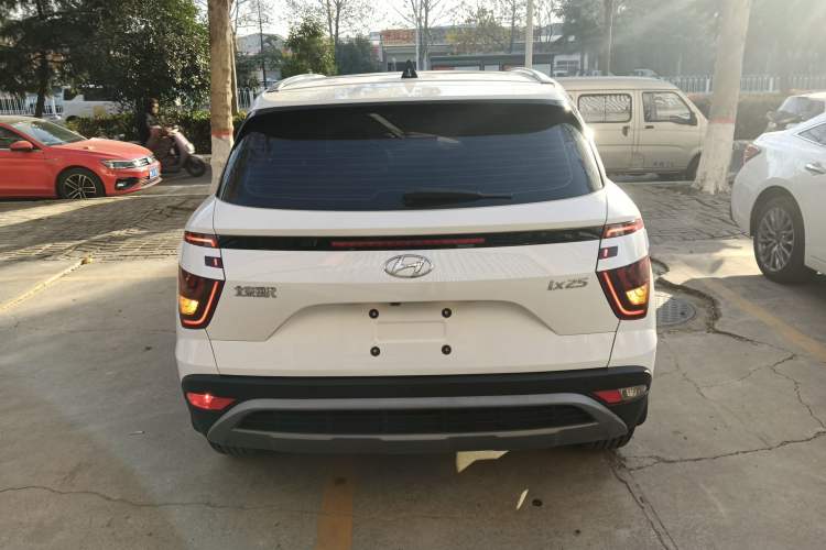 Used Hyundai ix25 2020 1.5L CVT GLS Smart Model
