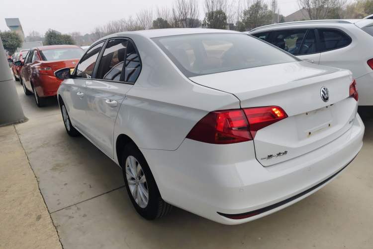 Used Volkswagen Bora 2017 1.6L Automatic Fashion Model