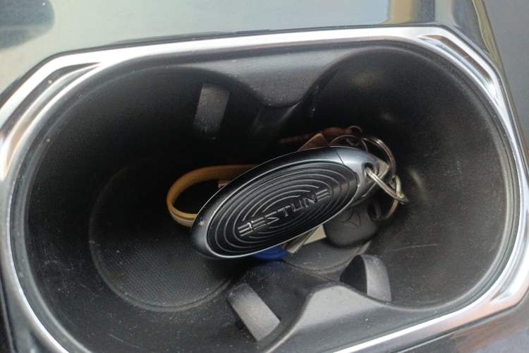 Used Bestune T77 2019 230 TID Automatic Luxury Version National V