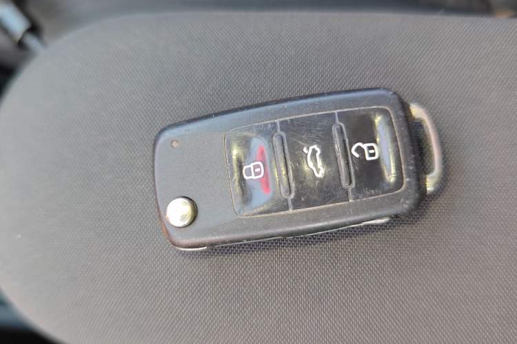 Used Volkswagen Polo 2014 1.4L Automatic Comfort Edition