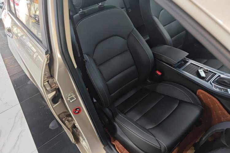 Used Geely Auto Emgrand 2018 1.5L CVT Upward Connect Edition
