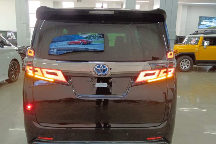 Used Toyota Vellfire 2021 Crown Dual-Engine 2.5L HV Prestige Edition