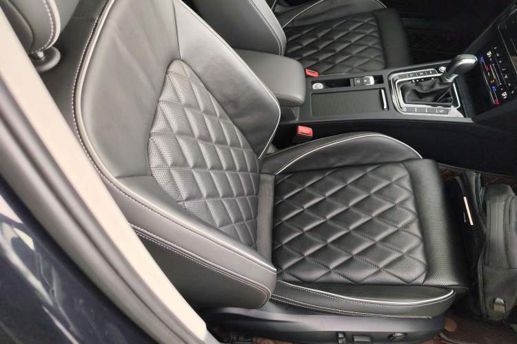 Used Volkswagen Magotan GTE Plug-in Hybrid 2020 GTE Luxury Model
