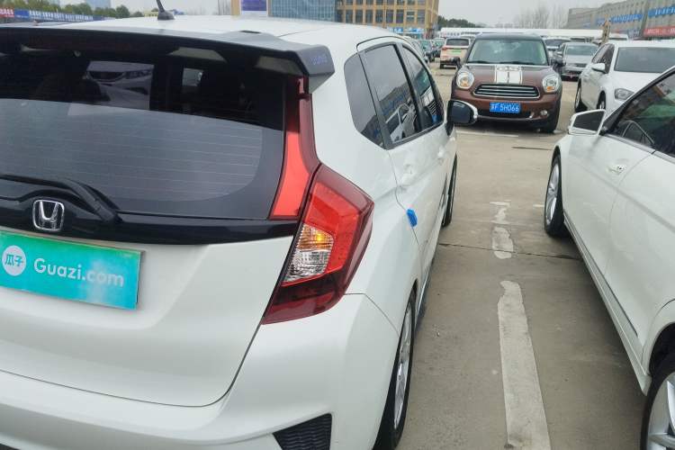 Used Honda Fit 2016 1.5L LX Manual Comfort Model
