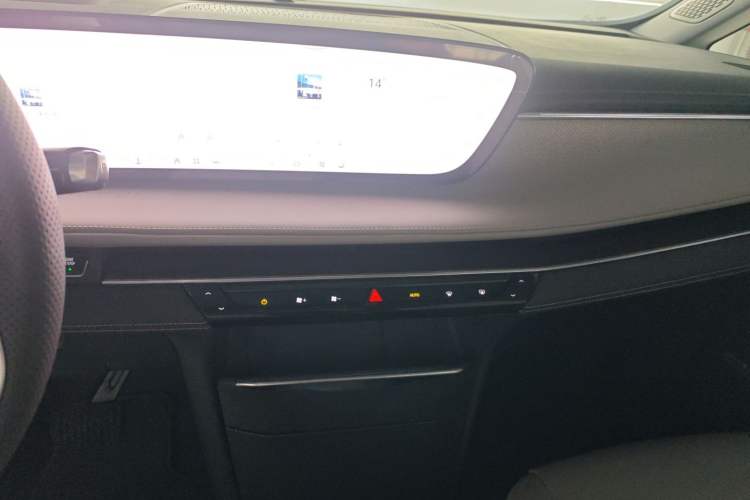 Used Buick GL8 2025 Lu Zun Deluxe Edition
