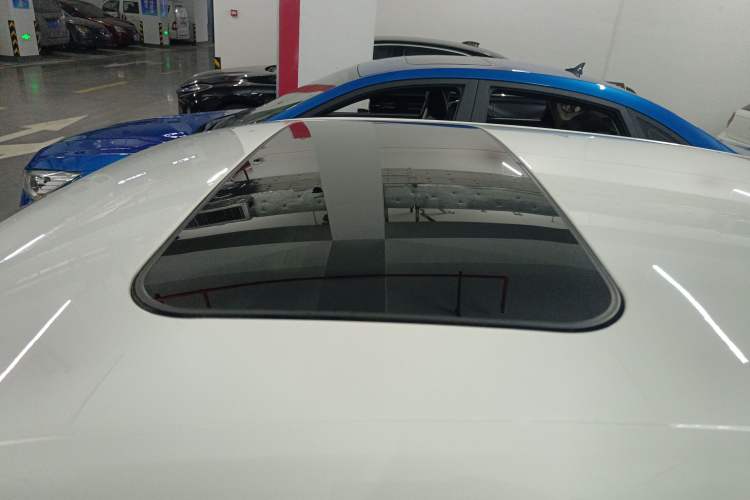 Used Volkswagen Lavida 2017 1.6L Automatic Comfort Edition
