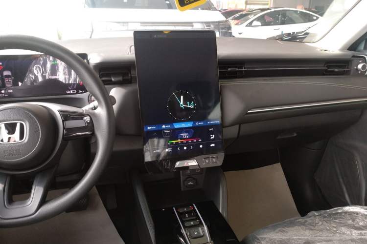 Used Honda e:NP1 2023 420 km Vision Edition
