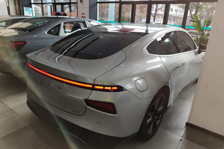 Used XPeng P7 2022 670N+