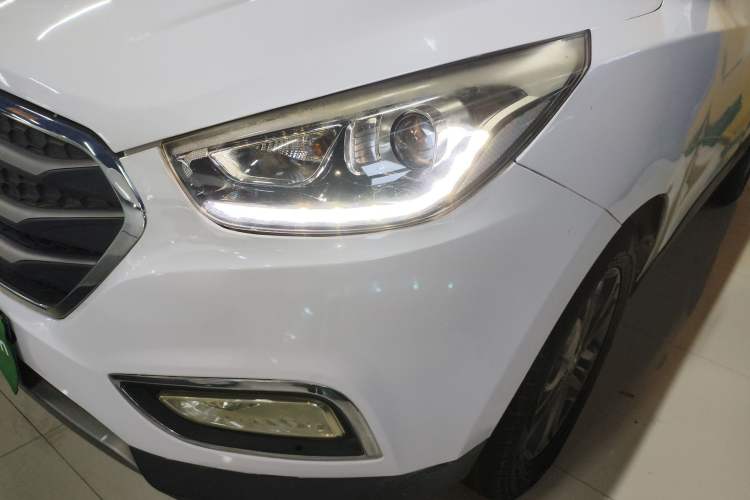 Used Hyundai ix35 2015 2.0L Automatic 2WD Smart Type China IV
