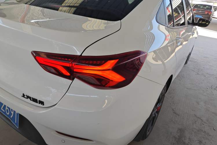 Used Chevrolet Cavalier 2020 Redline 325T Automatic Xinshang Edition China VI Standard
