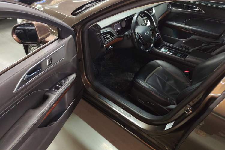 Used Ford Taurus 2015 EcoBoost 245 Ultimate Model
