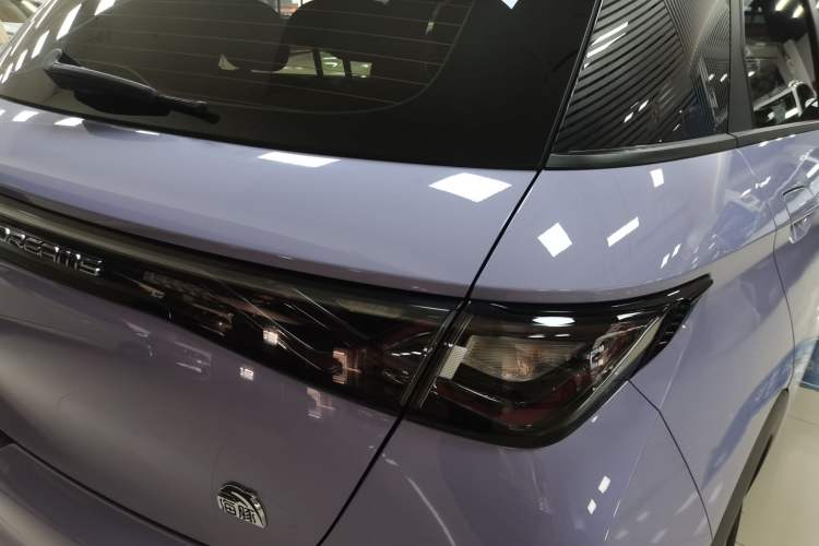 Used BYD Dolphin 2023 420 km Fashion Edition
