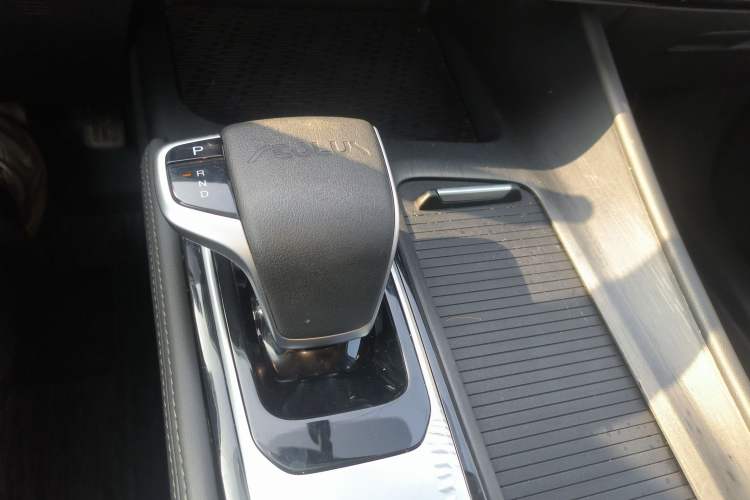 Used Dongfeng Aeolus Huge 2024 Mach Power 1.5T Luxury Model