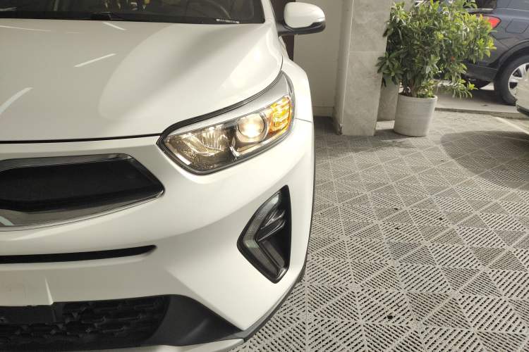 Used Kia kx1 Stonic 2019 1.4L Automatic Sport Edition China VI