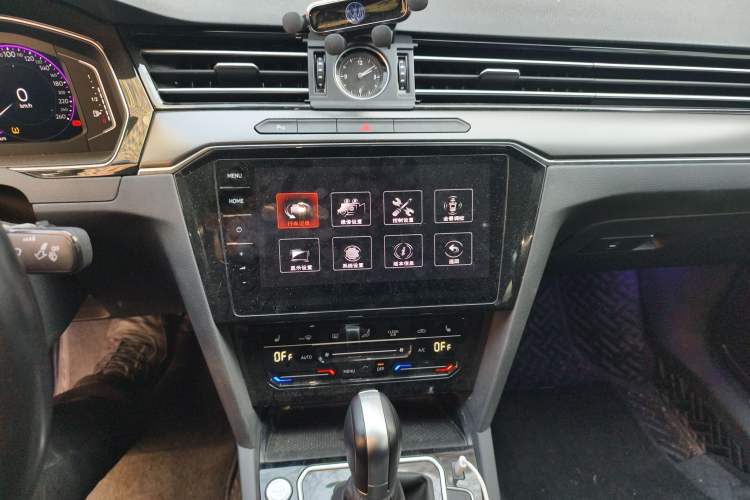 Used Volkswagen Magotan 2021 330TSI DSG 30th Anniversary Edition
