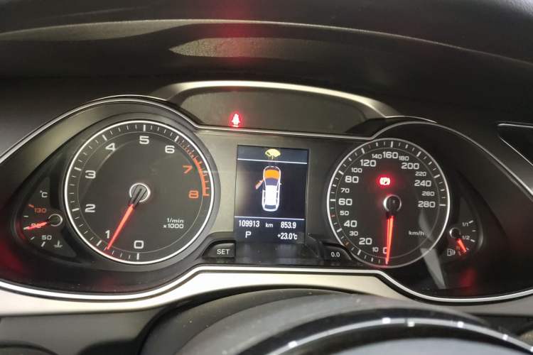 Used Audi A4 2014 40 TFSI allroad quattro plus version
