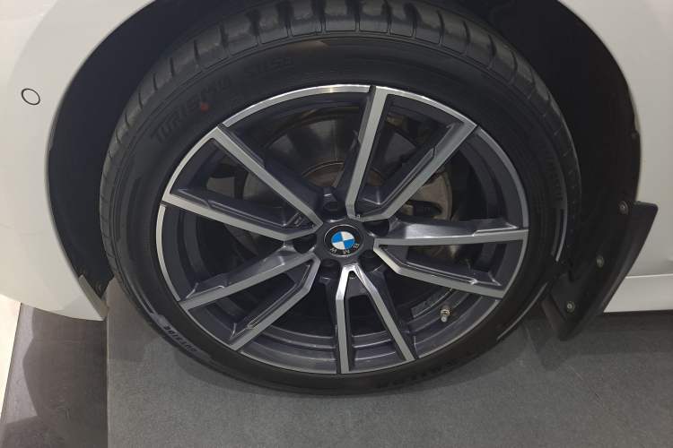 Used BMW 3 Series 2023 325Li M Sport Package