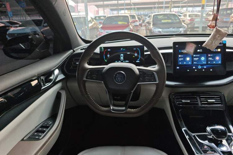 Used BYD Qin PLUS 2024 HONOR Edition DM-i 55KM Leading Model
