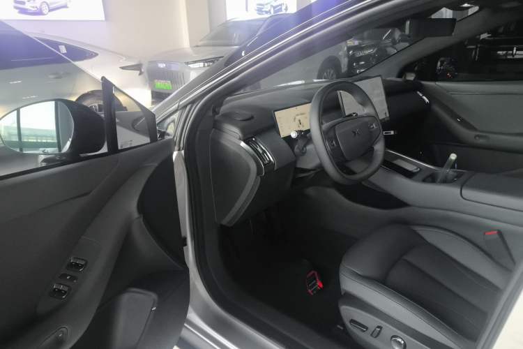 Used XPeng P7+ 2025 Ultra-Long Range Max Flagship Edition
