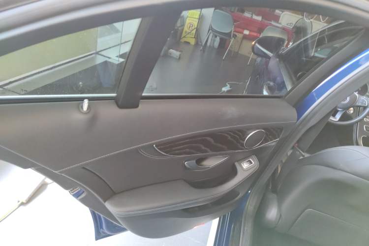 Used Mercedes-Benz C-Class 2018 C 180 L Fashion Edition Sport Version
