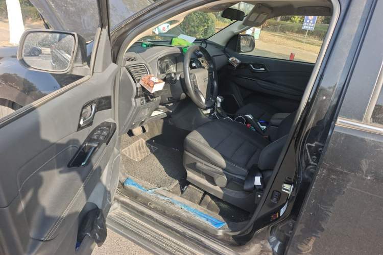 Used Isuzu mu-X 2020 1.9T Diesel Automatic 4x4 Jingyue Edition 7 Seats China VI Standard
