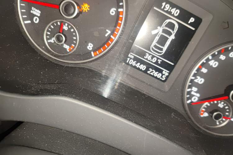 Used Volkswagen Sagitar 2014 1.4TSI Automatic Luxury Model
