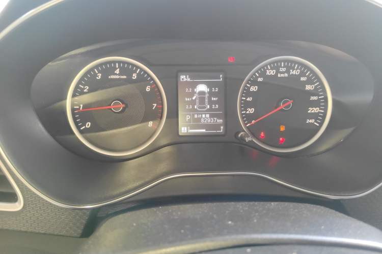 Used Baojun 730 2019 1.5T CVT Fashion Model 7 Seats China V Emission Standard
