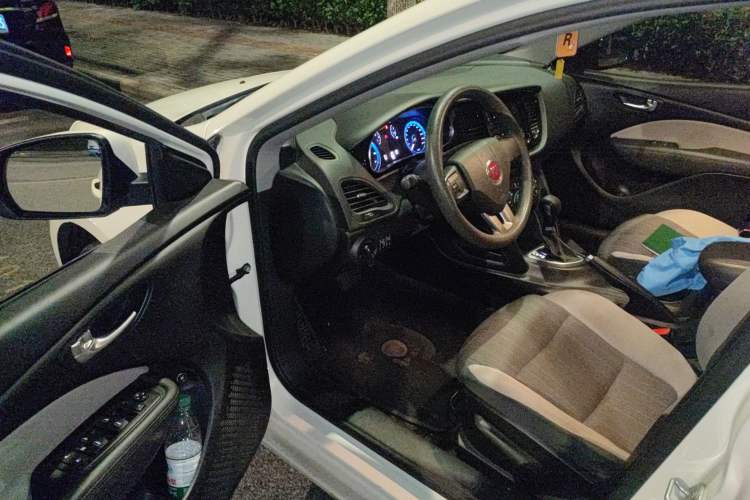 Used Fiat Viaggio 2015 1.4T Automatic Enjoyment Edition