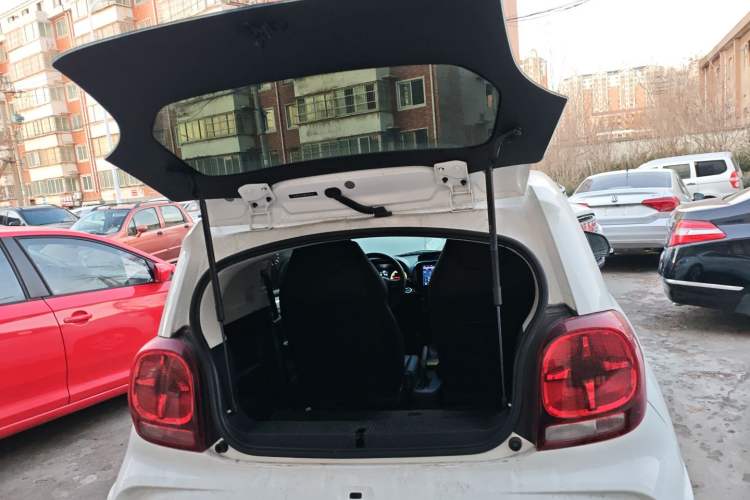 Used Roewe Clever 2021 302km All-Round Version
