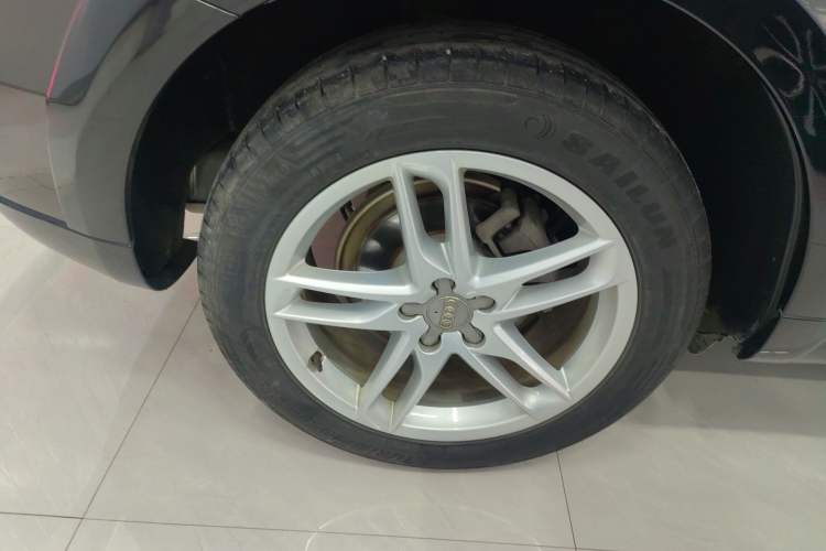 Used Audi Q5 2017 Plus 40 TFSI Technology Model
