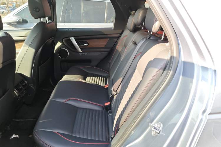 Used Land Rover Discovery Sport 2020 249 PS R-Dynamic Performance Edition