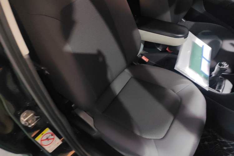 Used Volkswagen Santana 2013 1.6L Manual Fashion Edition
