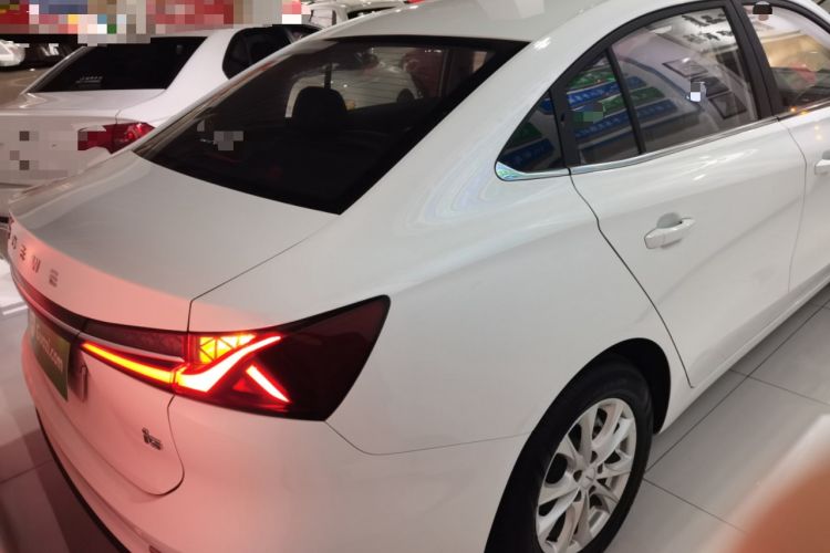 Used Roewe i5 2023 1.5L CVT Luxury Edition
