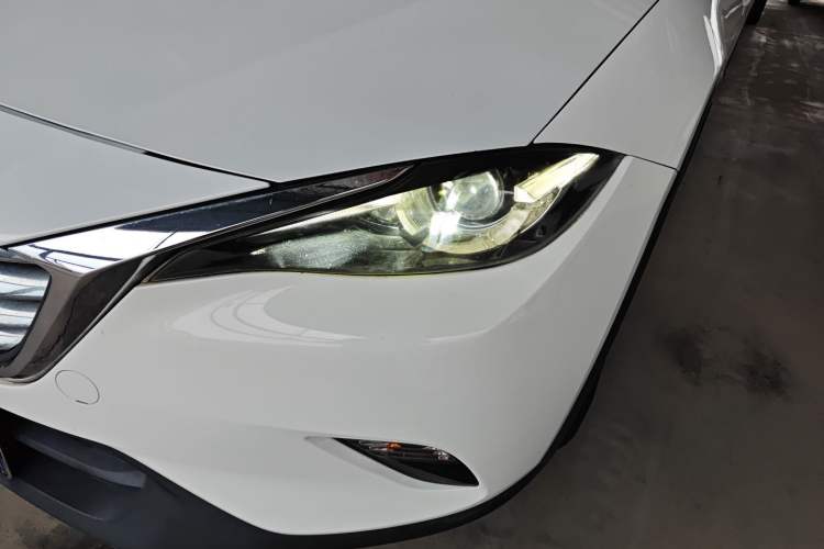 Used Mazda CX-4 2018 2.0L Automatic Two-Wheel Drive Blue Sky Exploration Version China V Standard
