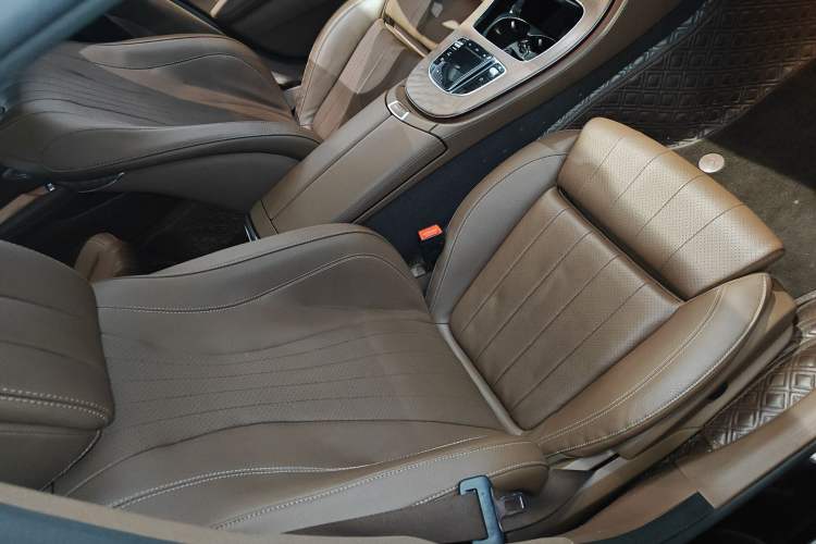 Used Mercedes-Benz E-Class 2022 Second Facelift E 260 L
