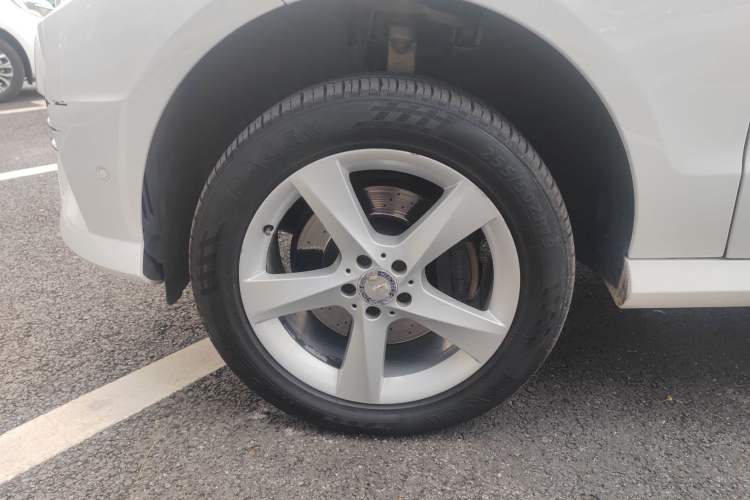 Used Mercedes-Benz M-Class 2014 ML 400 4MATIC Dynamic Model