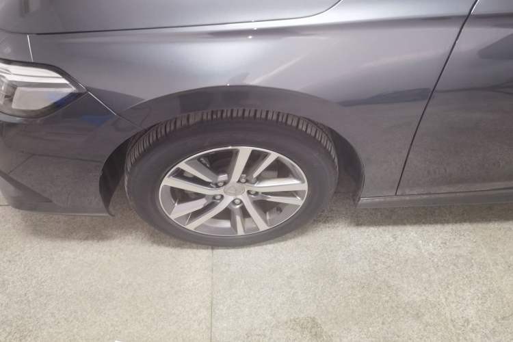 Used Honda Civic 2023 240TURBO CVT Dynamic Edition
