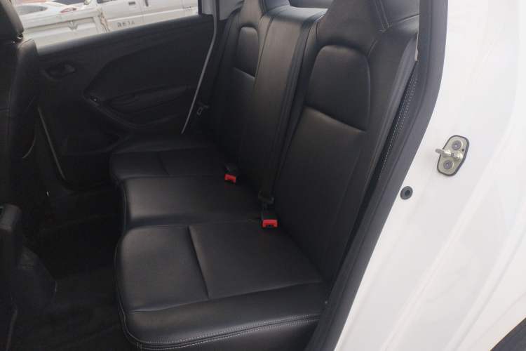 Used Peugeot 301 2017 1.6L Manual Comfort Edition
