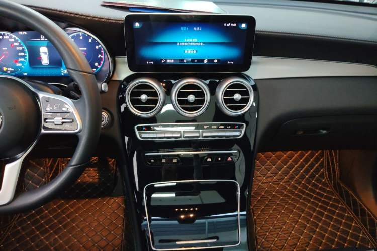 Used Mercedes-Benz GLC 2022 Second Facelift GLC 260 L 4MATIC Dynamic Edition
