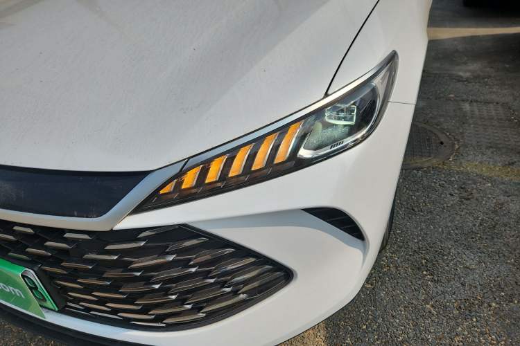 Used BYD Qin PLUS 2025 DM-i Smart Drive 55KM Leading Model
