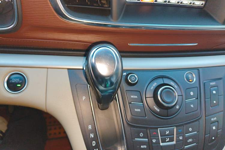 Used Buick GL8 2017 25S Luxury Version China V Standard